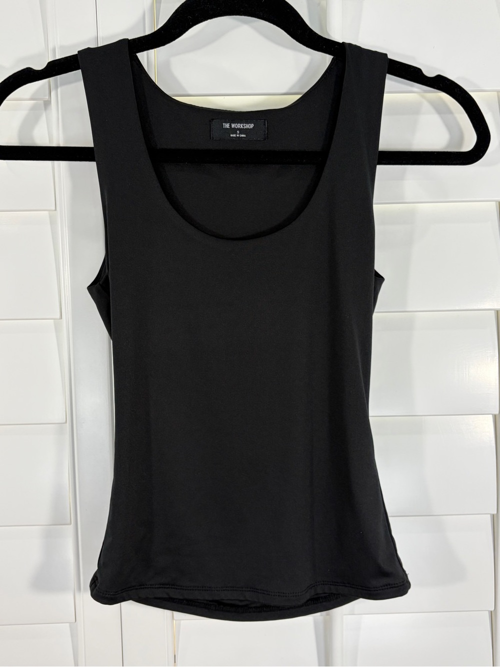 The Workshop Black Scoop Neck Stretchy Tank (S)